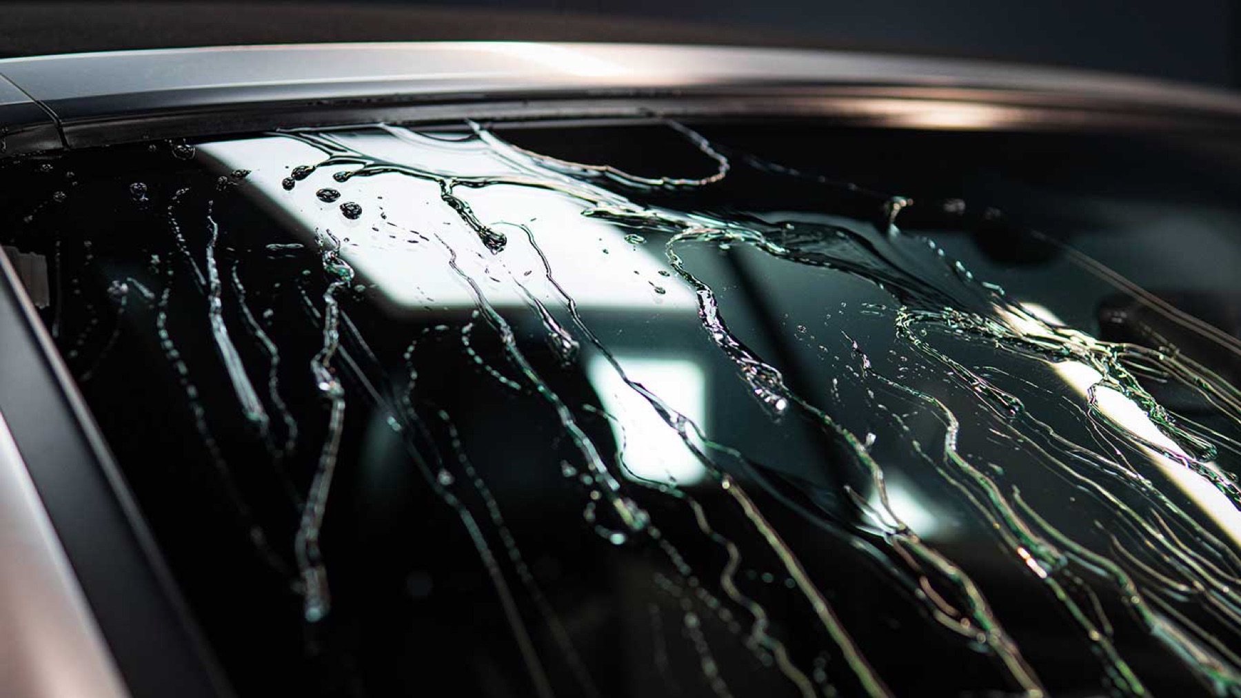 Water beading on a coated windscreen